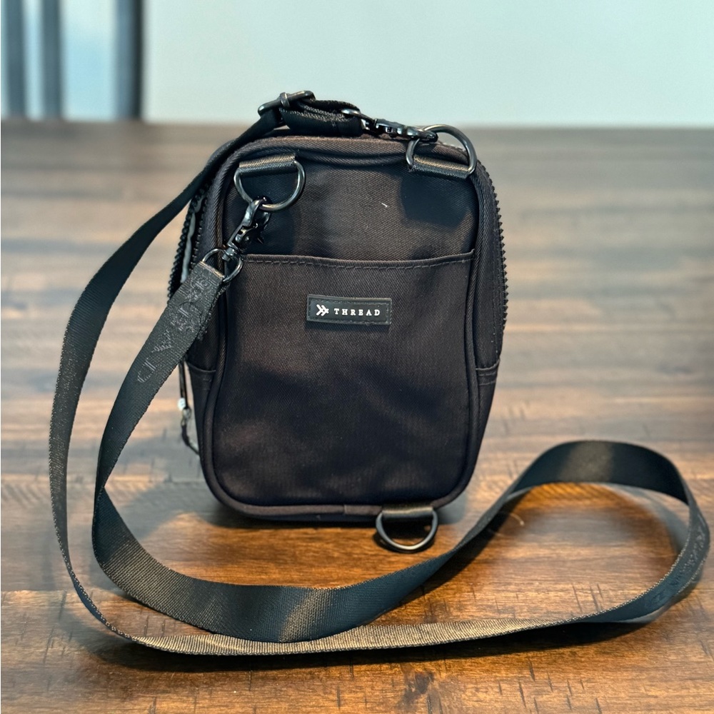 Thread cross body bag